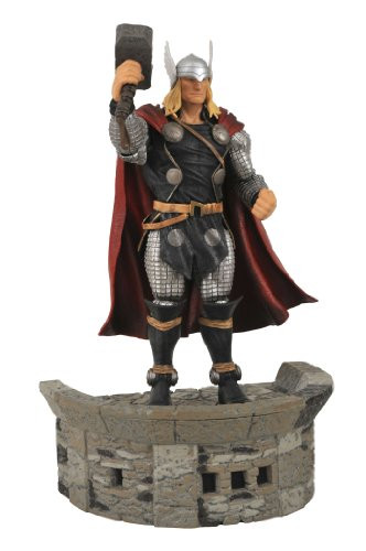 Diamond Select Toys Marvel Select: Thor Action Figure