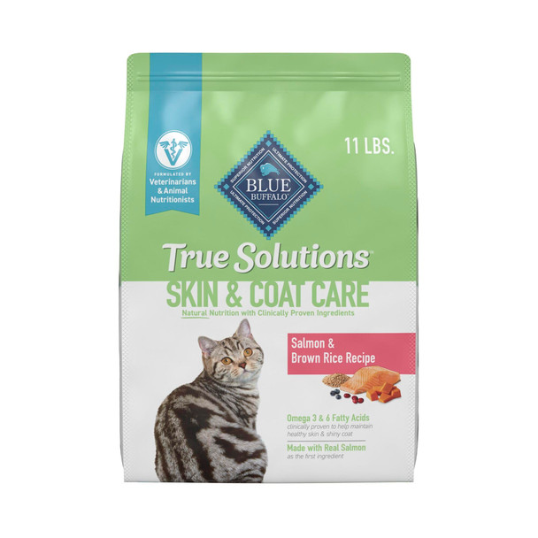 Blue Buffalo True Solutions Skin & Coat Care Natural Dry Cat Food For Adult Cats Salmon 3.5-Lb. Bag