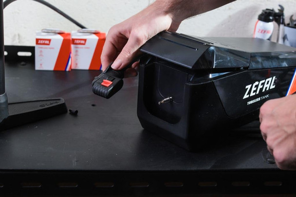 Zefal Standpumpe Tubeless Tank