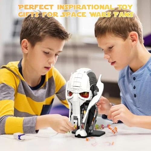 Aphpaio General Helmet Building Sets Collection Space Wars Figures Model With Buildable 710 Pcs
