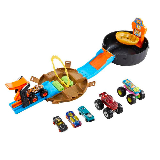 Hot Wheels Toy Monster Trucks Playset TireShaped Case Transforms Into Race Course 3