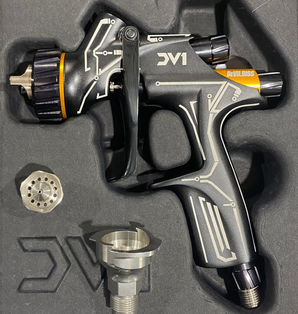 DeVilbiss DV1 Basecoat & Clearcoat Limited Edition Spray Gun Kit