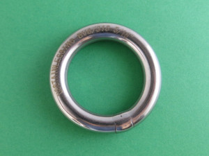 Stainless Steel 316 Round Ring Welded 5/16" x 1 3/16" (8mm x 30mm) Marine Grade