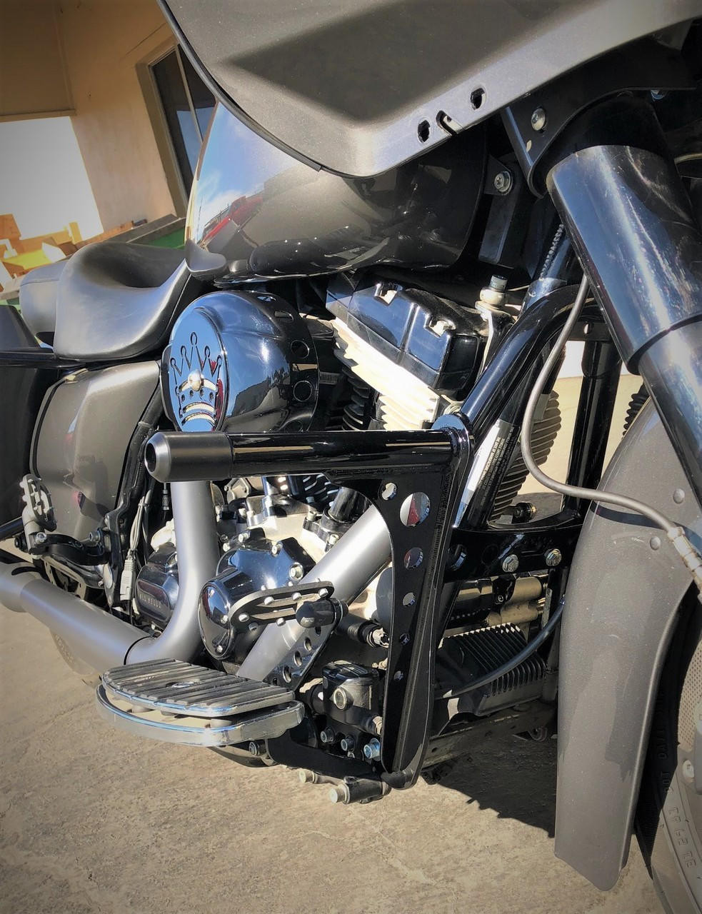 Bung King Harley Bagger Highway Peg Crash Bar