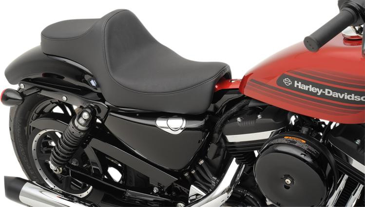 Harley-Davidsonシート Drag Specialties Low Profile Touring Seat For Harley Sportster