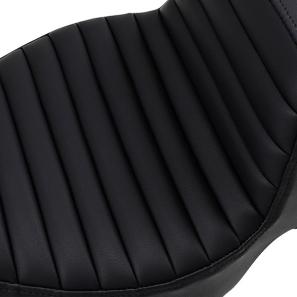 Saddlemen - Black Tuck N' Roll Extended Reach Step-Up Seat fits '08-'23 Touring Models (Inc. '09-'13 Trikes)
