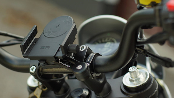 Sp Connect - 52812 - Phone Case Charging Clamp Universal Spc+