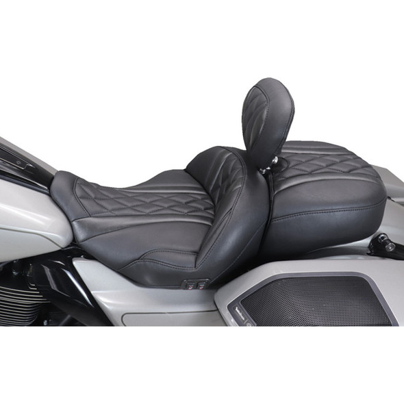 Mustang - Deluxe Diamond Heated Super Touring One Piece 2-Up Seat fits '23-'26 FLT/FLH Models
