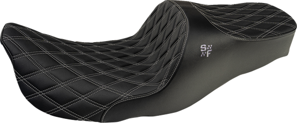 Slyfox - 4739D - Chariot Seat - Black Vinyl, Silver Double Diamond Stitch - Fits 1997-2007 Touring FLH/FLT