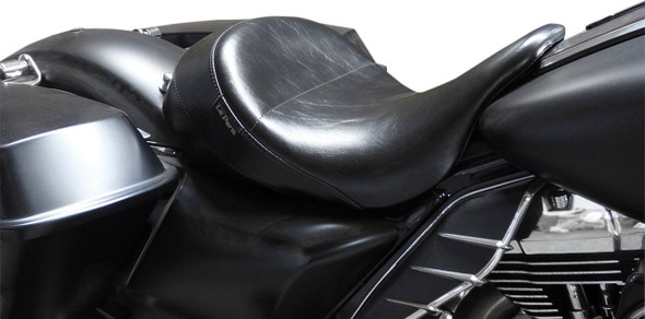 Le Pera - Black Smooth Aviator Up Front Solo Seat fits '08-'24 Touring Models (Except '23 FLHXSE/​FLTRXSE)