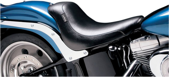 Le Pera - Black Smooth Silhouette Solo Seat fits '06-'10 FXST, '07-'17 FLSTF/FLSTFB Models (Except FXSTD/​FXSTSSE)