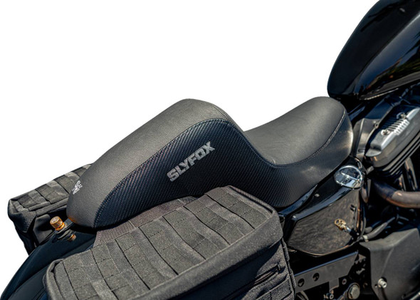 Slyfox - 4684B-slyfox - Drifter Seat - Gray Logo - Black Vinyl w/ Slipstop - Carbon Fiber - XL '04-'22