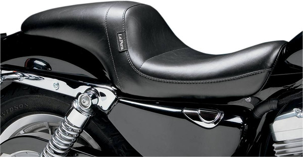 Le Pera - Black Smooth Daytona Sport Seat fits '04-'06, '10-'22 Sportster 883/​1200 Models w/ 3.3 Gal. Tank