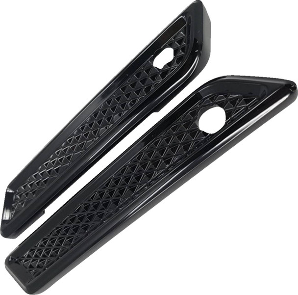 Covingtons - C3010-B - Saddlebag Hinge Cover - Diamondback - Black