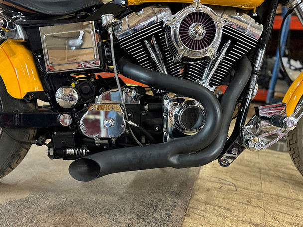 V-Twin - 30-0921 - Black Wyatt Gatling 2 into 1 Exhaust Pipe Header Kit