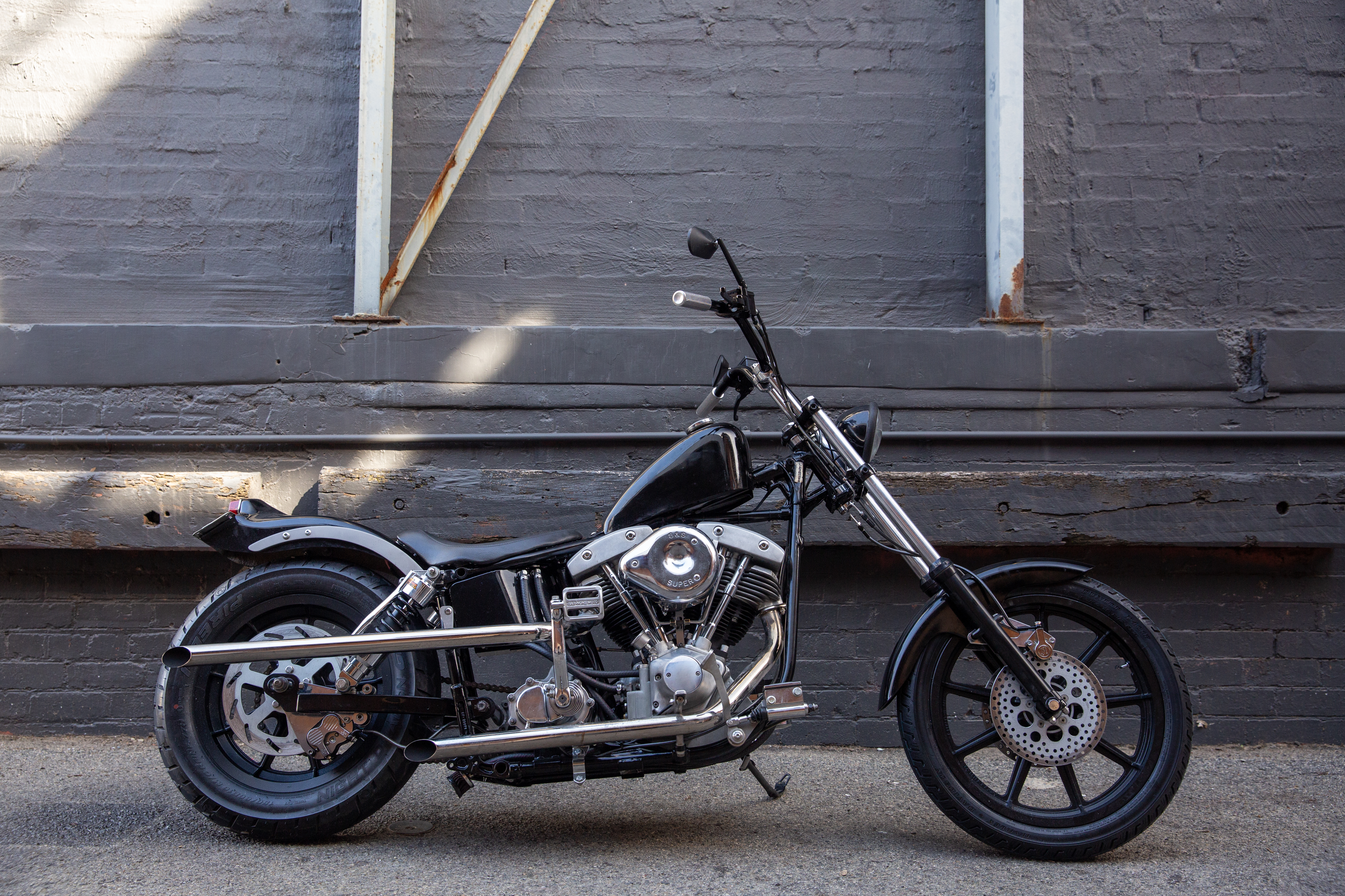 Builder Spotlight: Chris Kong's '75 Shovelhead Chopper - Deadbeat