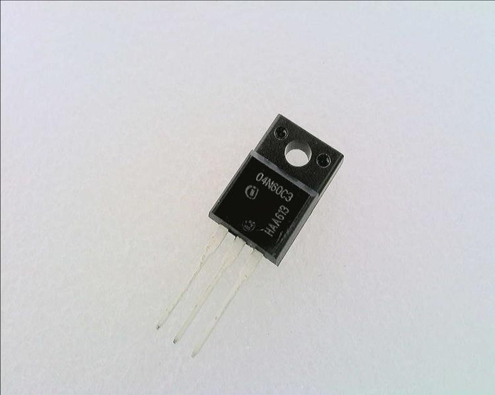 SPA04N60C3