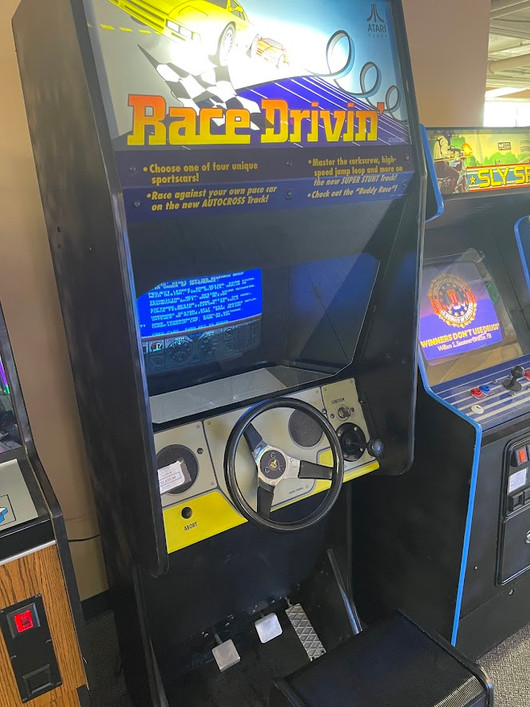 Race Drivin' Upright Used