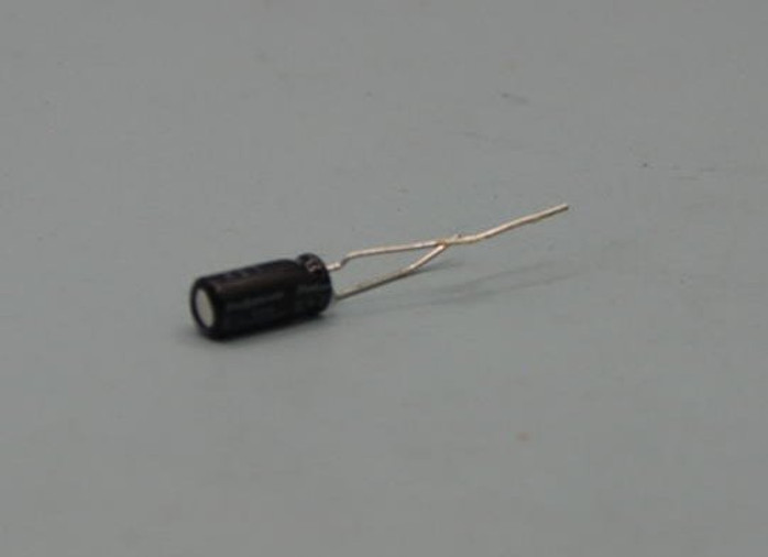 Capacitors 6.3V 220uf Audio Grade