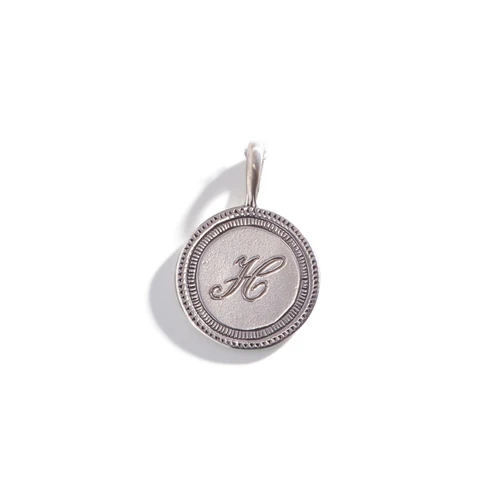 Three Sisters Jewelry Design Lula - Reeded Edge Vintage Initial Charm 
