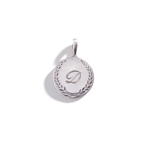 three sisters jewelry design Lula - Laurel Leaf Vintage Initial Charm 