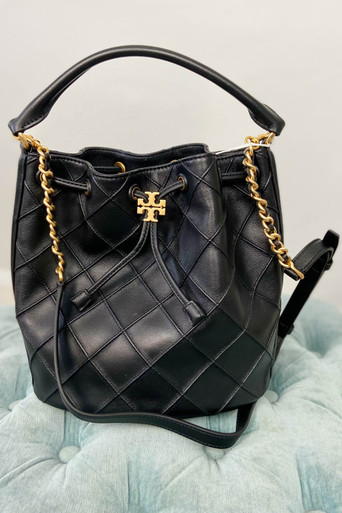 Tory Burch Tory Burch SMALL FLEMING SOFT BUCKET BAG $498.00