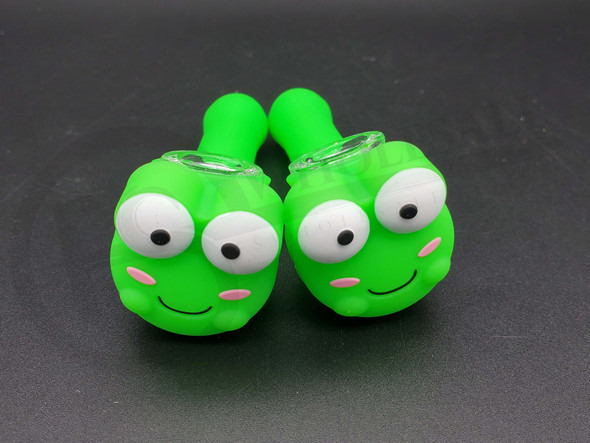 SILICONE DRIPPING FROG HANDPIPE (24120) | ASSORTED COLORS (MSRP $10.00)