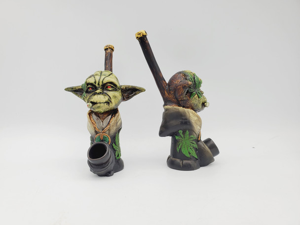 RESIN PIPE - YODA (31306)