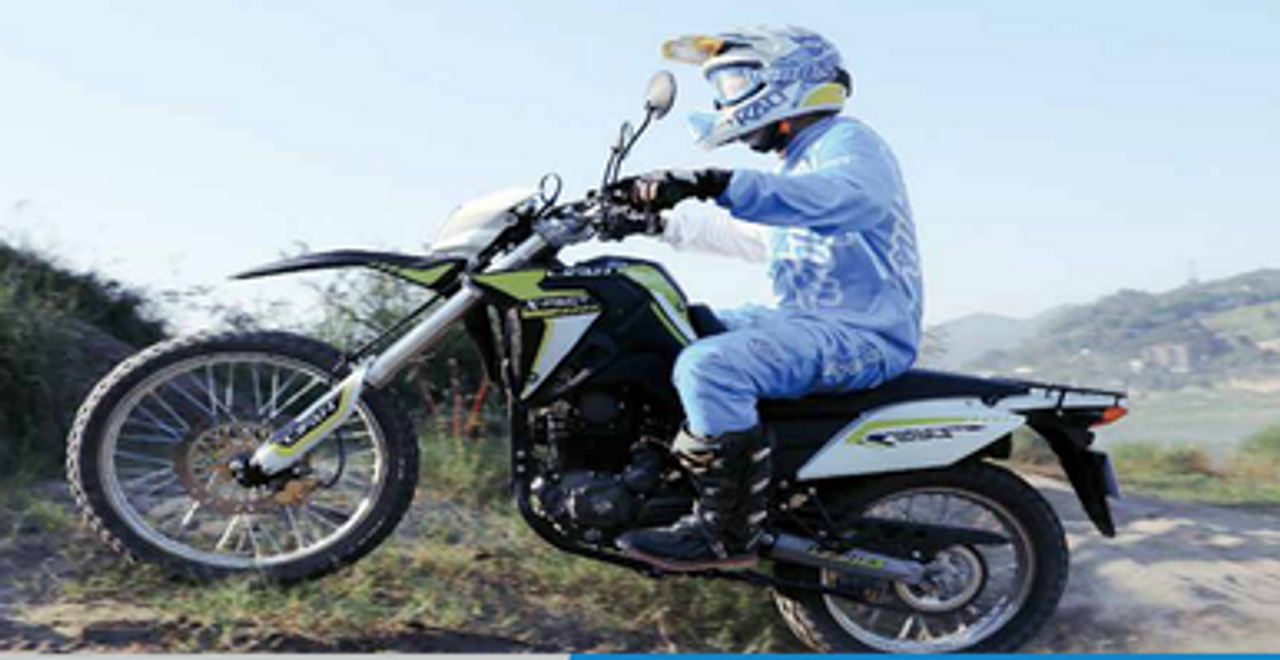 Lifan KPX 250cc EFI Motorcycle, 6 Speed, Single-Cylinder, 4-Stroke - On ride