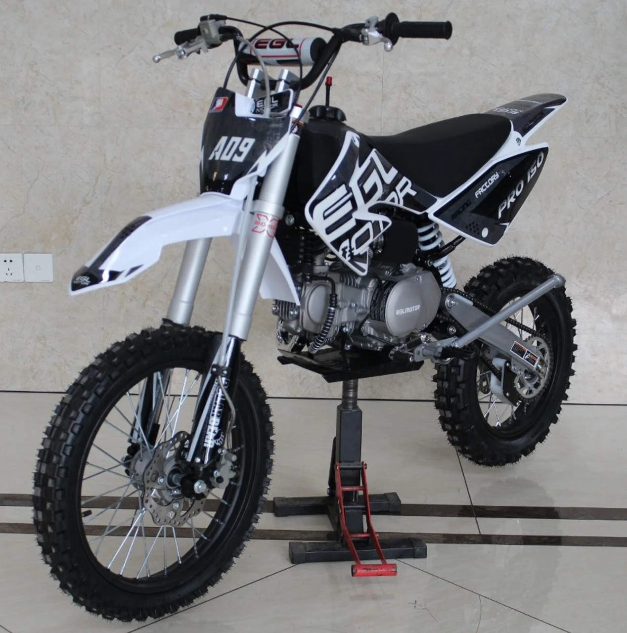 EGL 140 Pro X Dirt Bike, 140cc, Manual Clutch, C.A.R.B. Approved, Kick Start