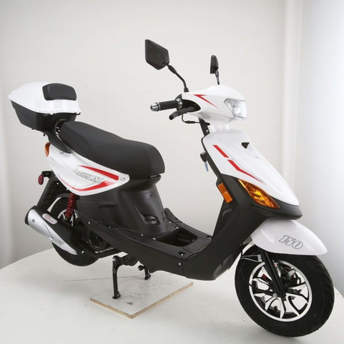 DongFang RZ 150 Moped Scooter, 150Cc, With New Design Sporty Look, Electric And Kick Start, Low Seat Height DongFang RZ 150 Moped Scooter, 150Cc, With New Design Sporty Look, Electric And Kick Start, Low Seat Height