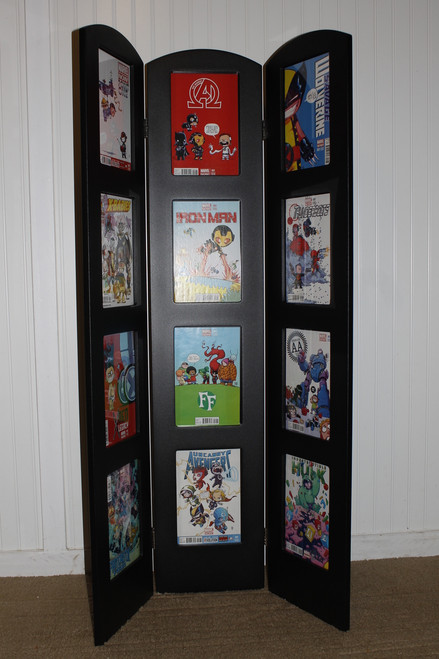 Tri-Fold Display Folds into any Configuration