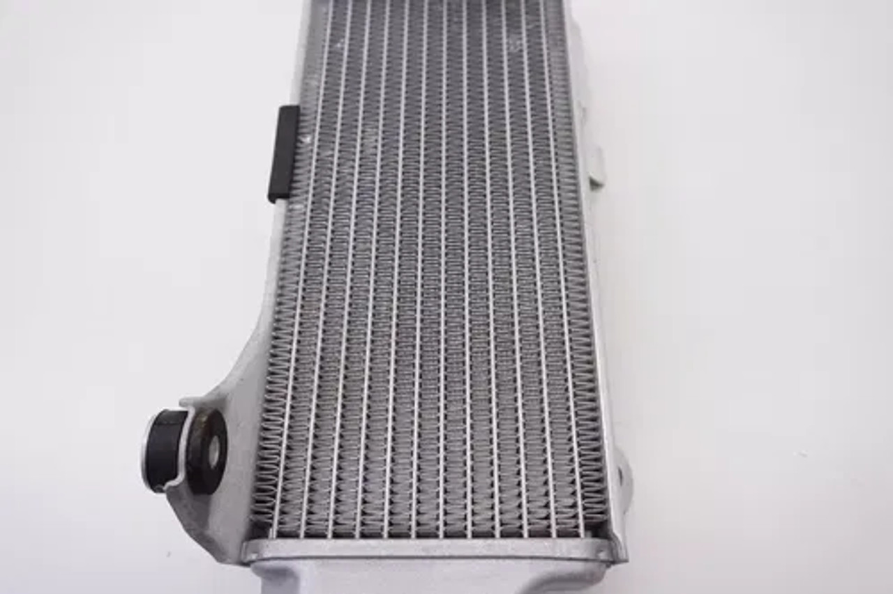 ヤマハ　YZ250F ラジエター　L側　2019-2023 YAMAHA OEM YZ/WR Left/Right Radiators WR250F WR450F YZ250F YZ250FX