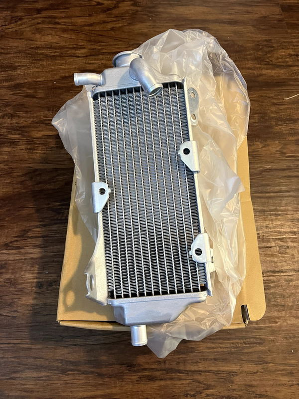 YAMAHA OEM YZ/WR Right Radiator WR250F WR450F YZ250FX YZ450FX 2019