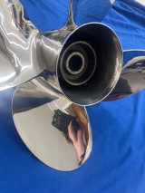 YAMAHA T Series Performance 4 Stainless Steel Propeller 4 Blade 13 3/4" Diameter x 24" Pitch RH Rotation MAR-GYT4B-V6-24