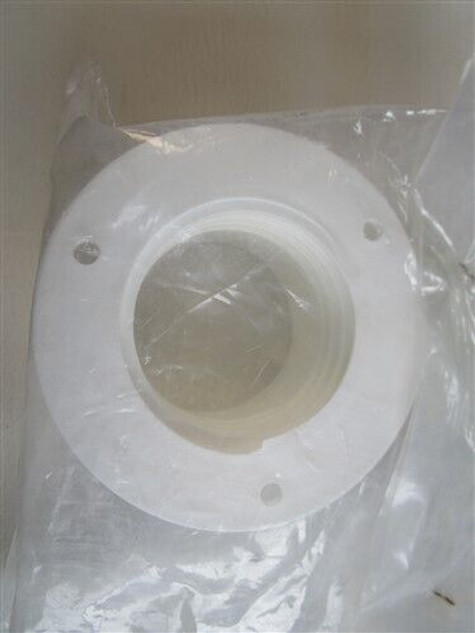Yamaha Transom Fitting for Rigging Hose 2 Inch White MAR-FLNG2-0W-T0