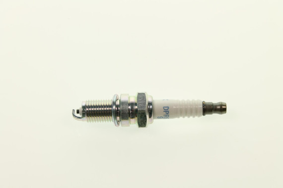 Yamaha 4-Stroke NGK DPR6EB-9 Spark Plug DPR-6EB90-00-00