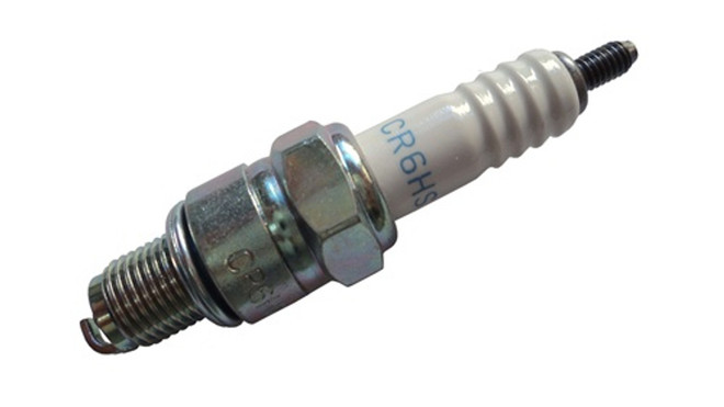 完売ヤマハ4スト9.9 Yamaha F9.9 / FT9.9 / T9.9 (1985~2004) 4-Stroke NGK CR6HS Spark Plug