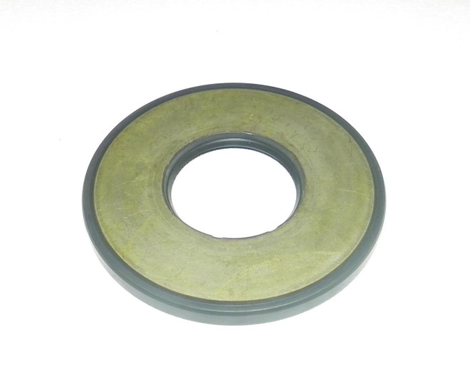 WSM Crankshaft Oil Seal for Kawasaki 900 / 1100 1995-2006 92049-3716 009-725