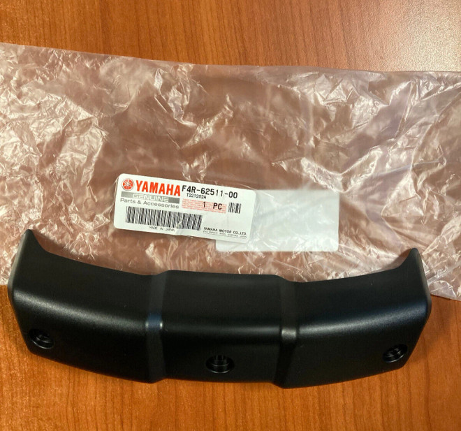 YAMAHA OEM Bow Gunwale F4R-62511-00-00