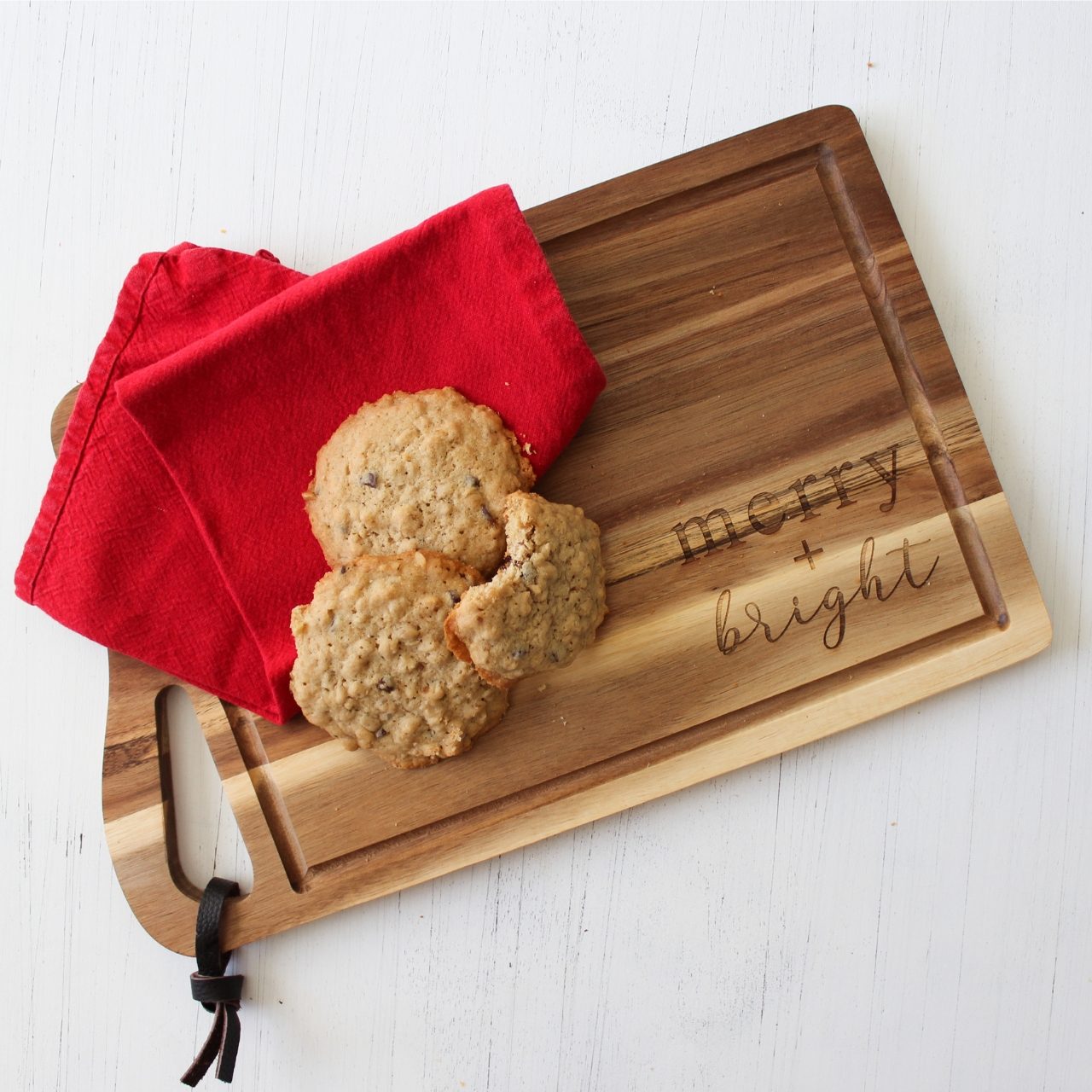 Merry & Bright Acacia Serving Board (MAB-AK356) Merry & Bright Acacia Serving Board (MAB-AK356)