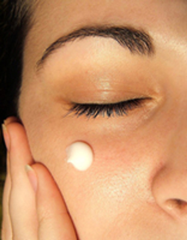 Reduce Dark Circles and Puffy Eyes With Caffeine Eye Cream!  Reduce Dark Circles and Puffy Eyes With Caffeine Eye Cream!