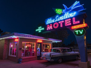 Blue Swallow Motel