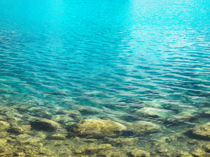 Dazzling Moraine Lake