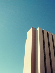 IT TOUCHES THE SKY 2