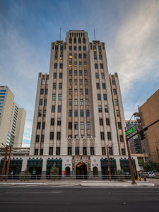Luhrs Tower