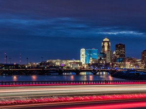 Des Moines Nights