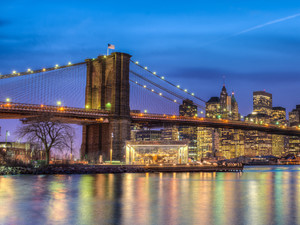 Brooklyn Bridge and Manhattan Skyline