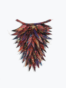 FEATHER TRIANGLE RED 2