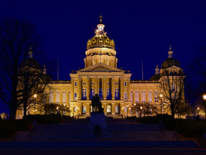 2517 Iowa State Capitol at Twilight